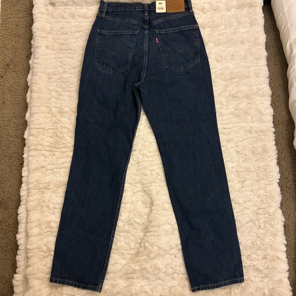 Levi's Blue High Rise Jeans - Picture 1 of 3